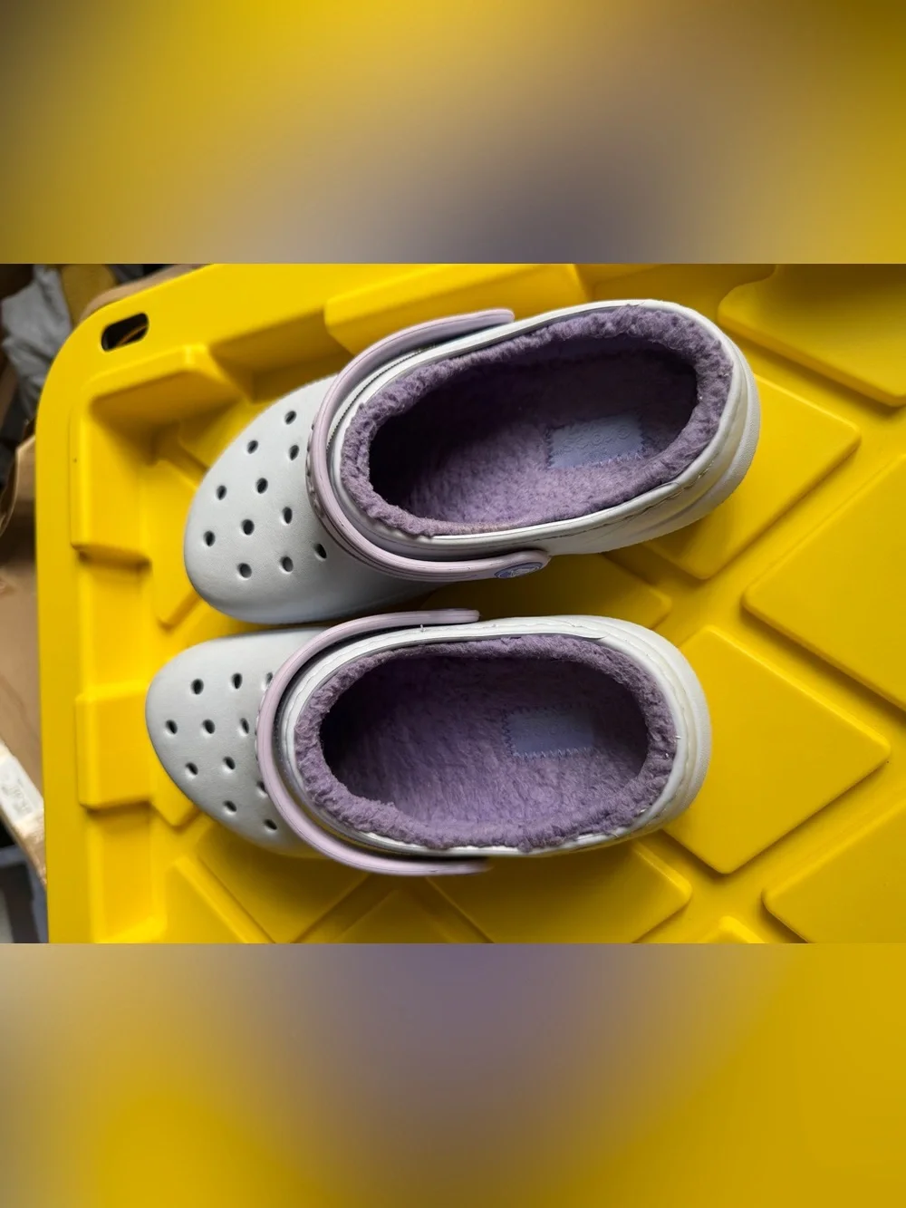CROCS Kids Lilac Clog with Violet Lining and Strap Size C 13
